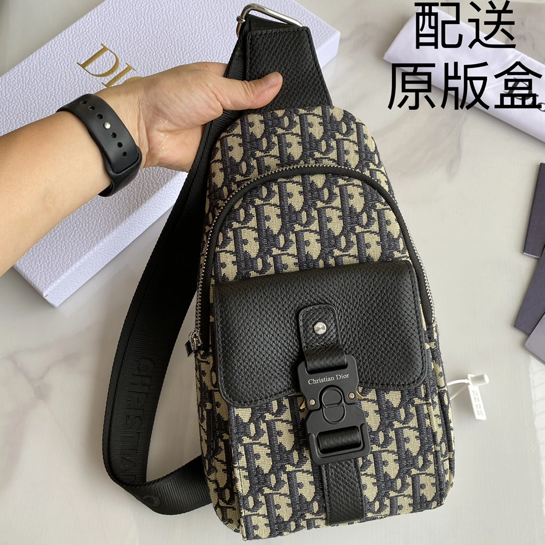 Comfortable 3400 Christian Dior AAA Man Messenger Bags - Image 3