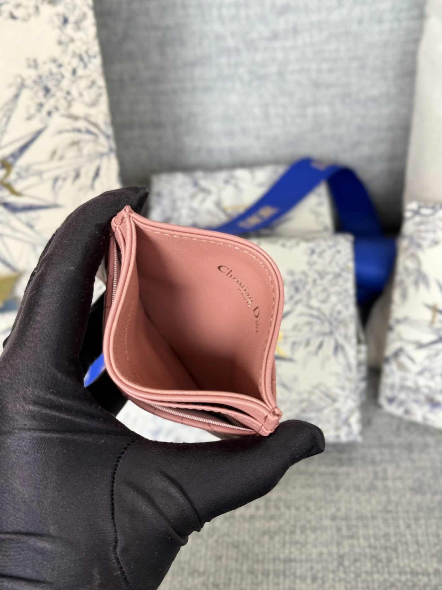 Comfortable 5370 Christian Dior Card Case - Image 5