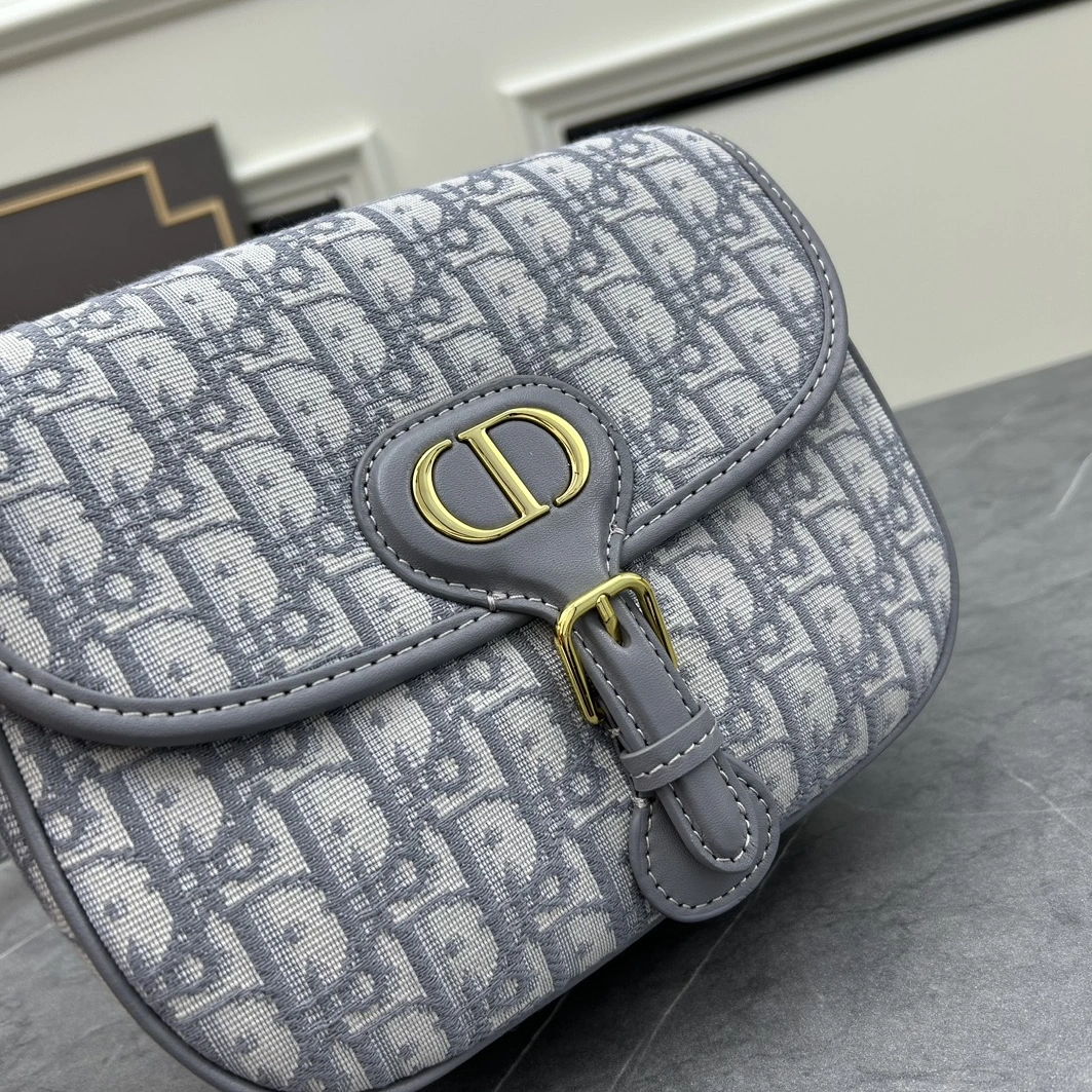 Comfortable 7753 Christian Dior AAA Quality Messenger Bags For Women - Image 4