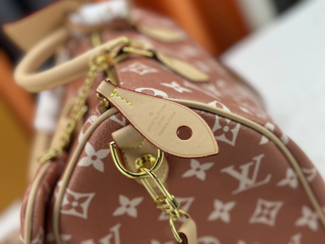 Compact 7246 Louis Vuitton AAA Quality Handbags For Women - Image 6