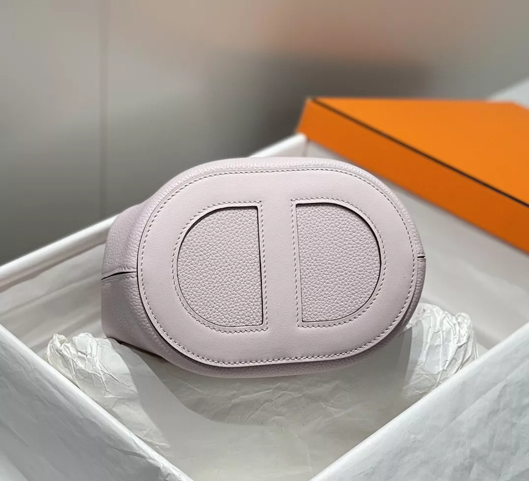 Cozy 3674 Hermes AAA Quality Handbags In Silver For Women - Image 3