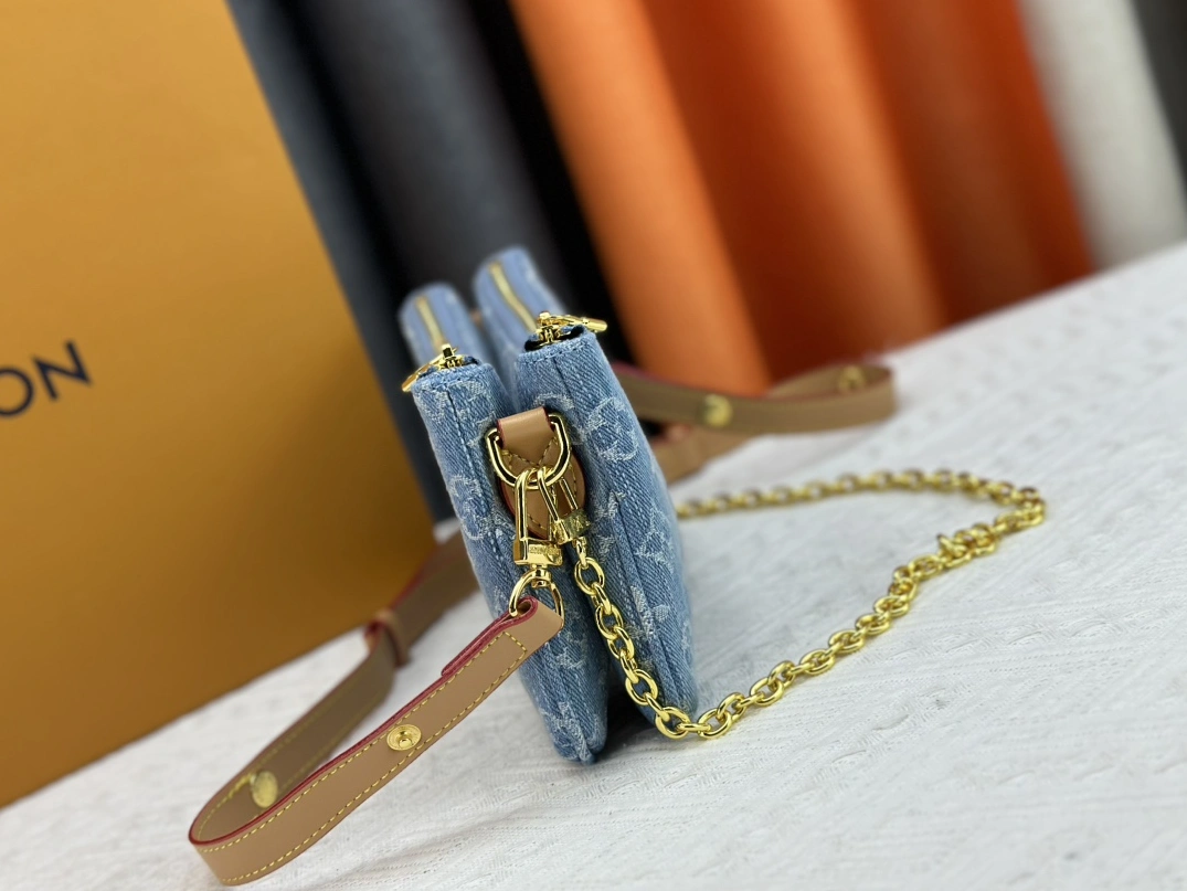 DailyWear 6677 Louis Vuitton AAA Quality Messenger Bags For Women - Image 3