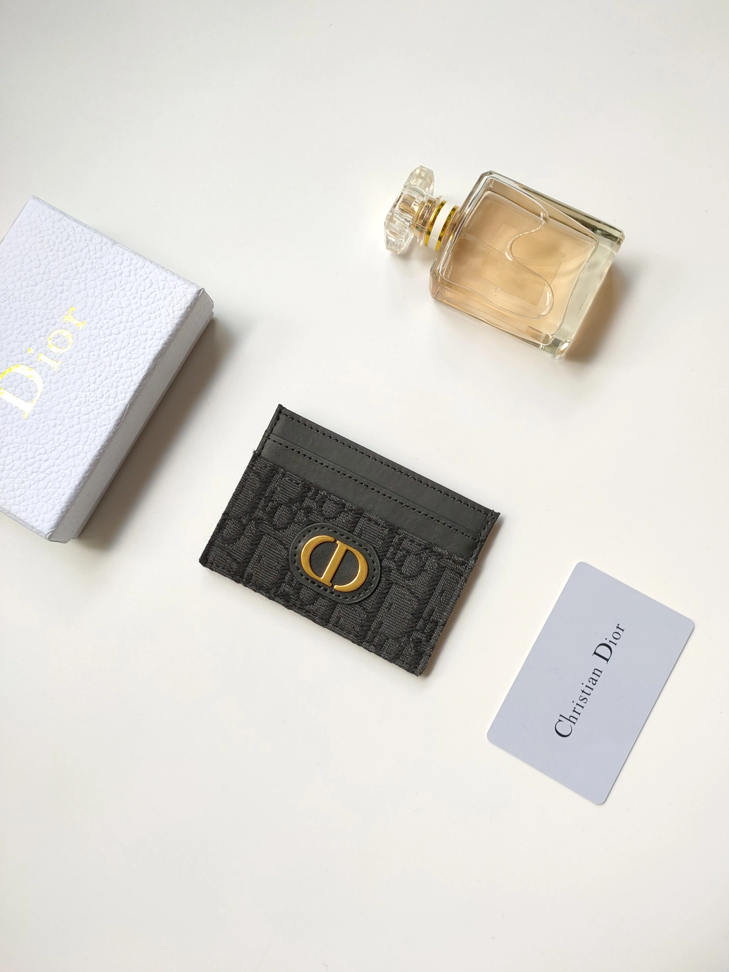 DailyWear 8187 Christian Dior AAA Quality Card Case For Unisex - Image 3