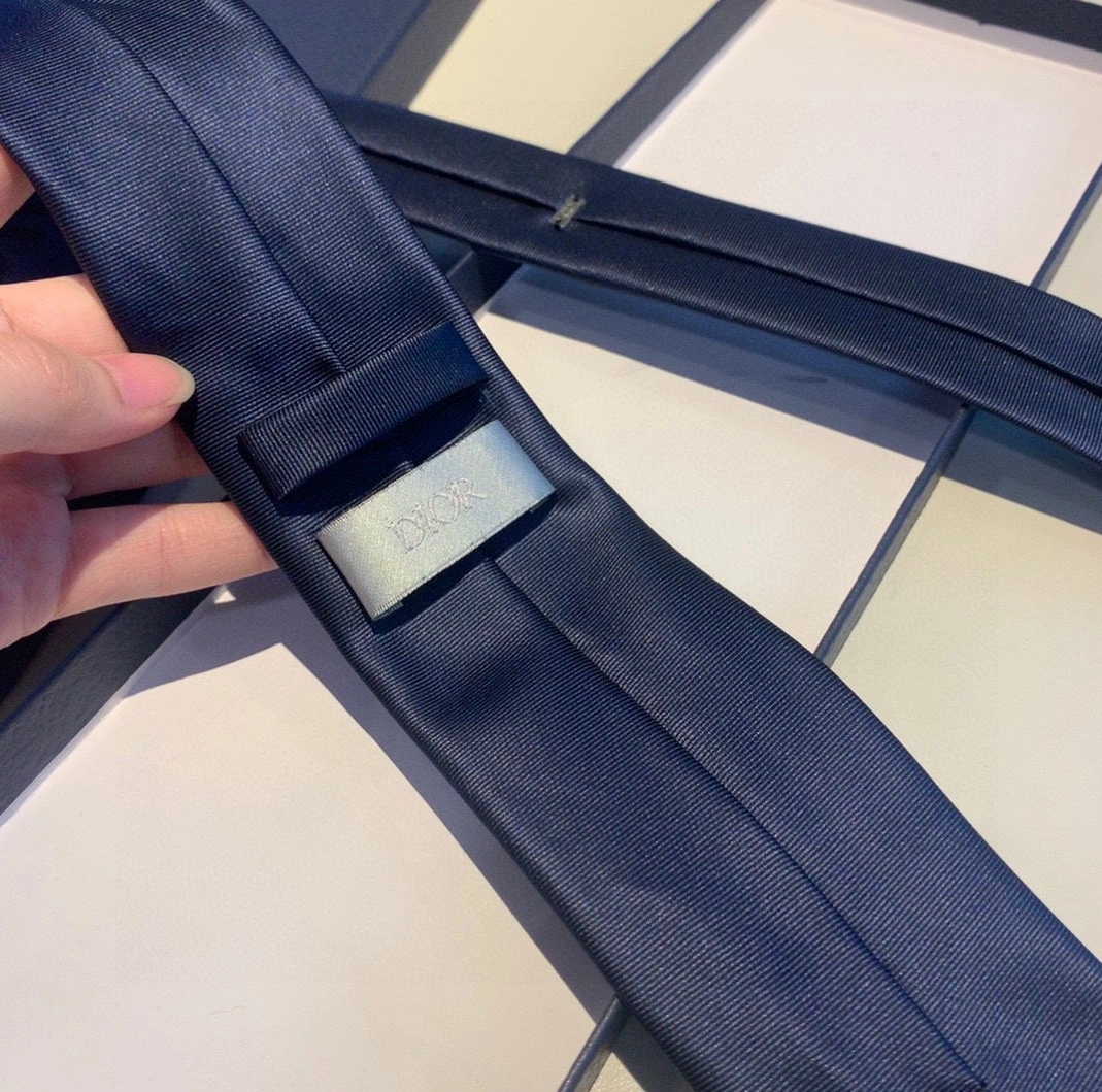 DailyWear 9957 Christian Dior Necktie For Men - Image 4