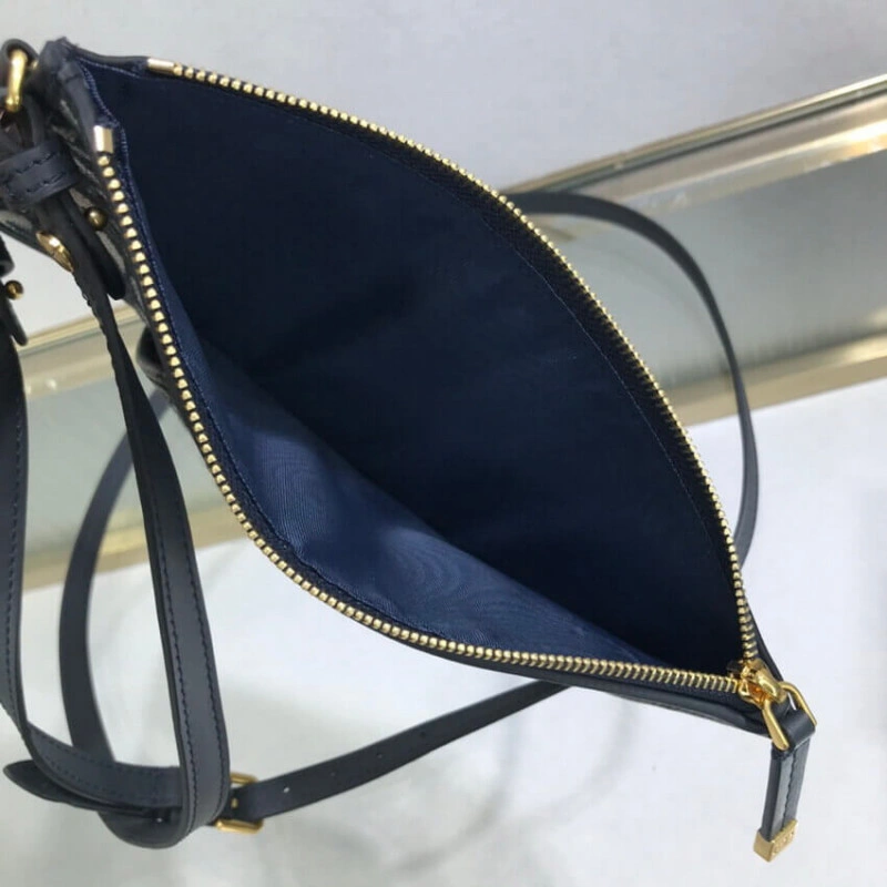 'CD' sign Dior 30 Montaigne Long Wallet Blue Oblique Jacquard - Image 9