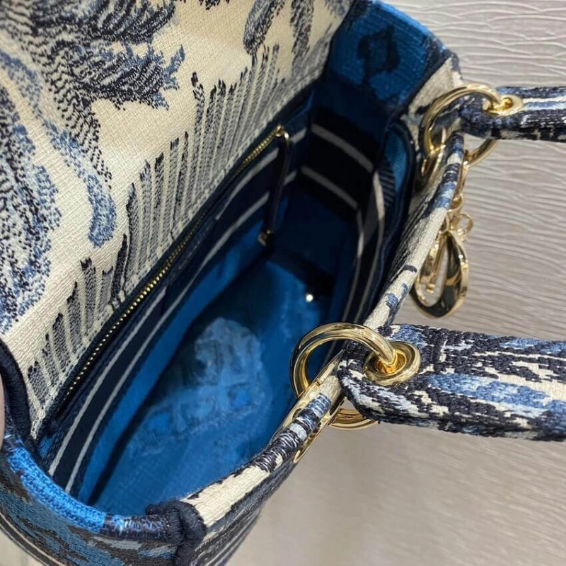 Can be ca Dior Medium Lady D-Lite Bag Blue Dior Palms Embroidery - Image 11