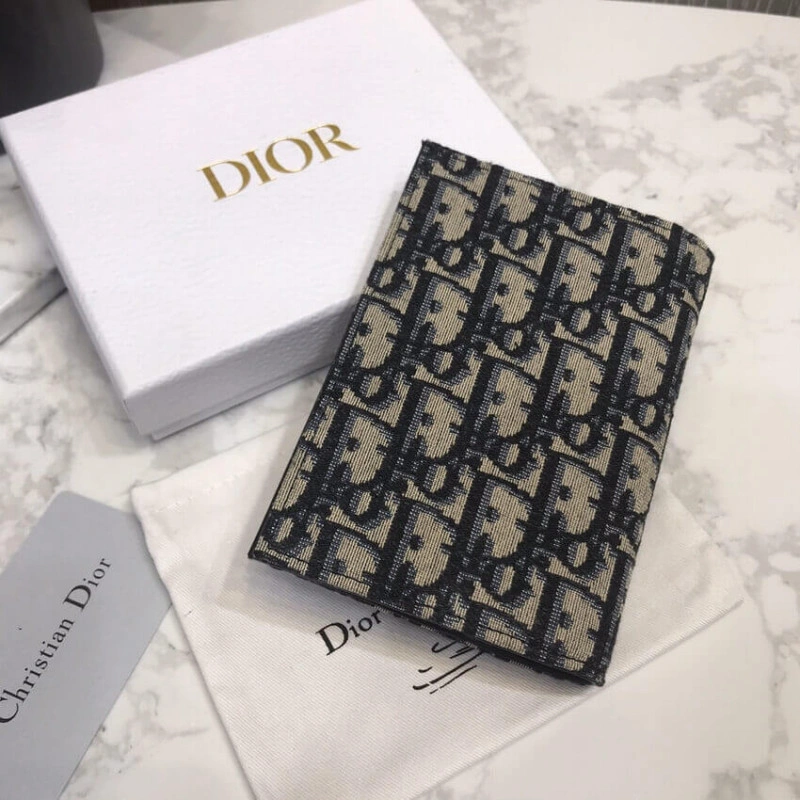 This styli Dior Oblique Passport Holder Blue - Image 4