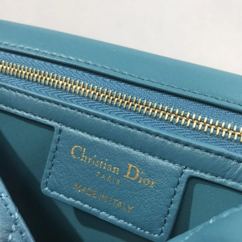 Flap clos Dior Small Caro Bag Ocean Blue Supple Cannage Calfskin - Image 11