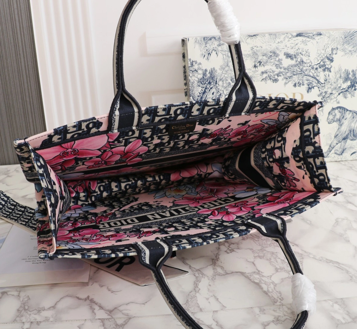 Durable 1302 Christian Dior AAA Quality Tote-Handbags For Women - Image 7