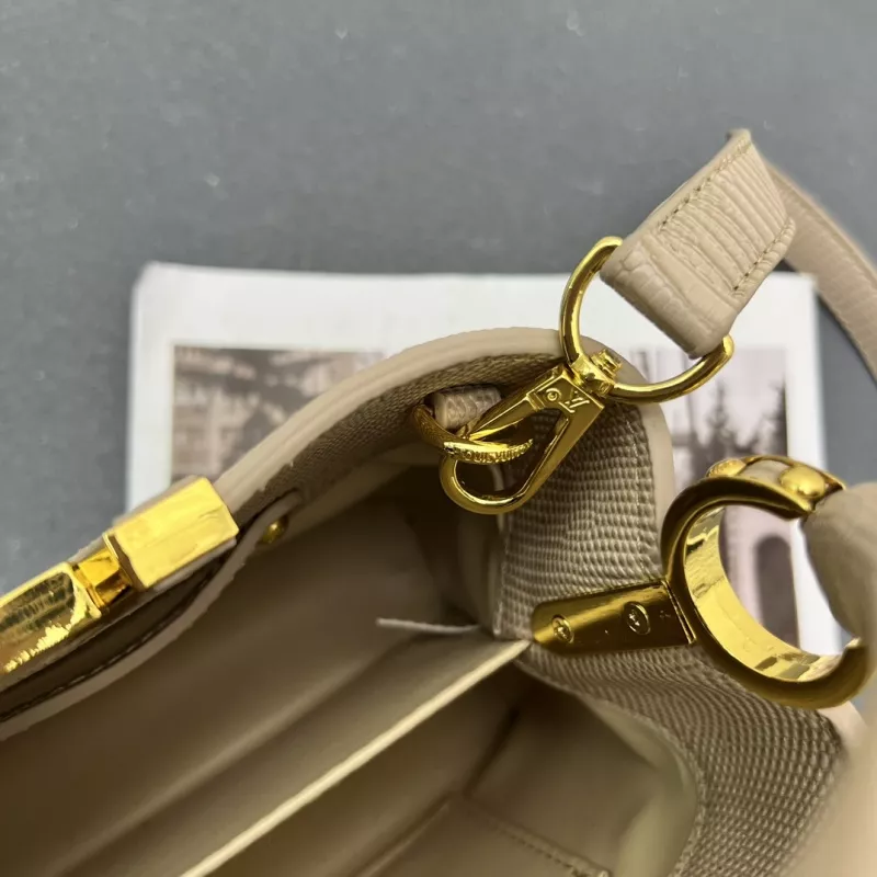 Durable 2907 Louis Vuitton AAA Quality Handbags For Women - Image 7