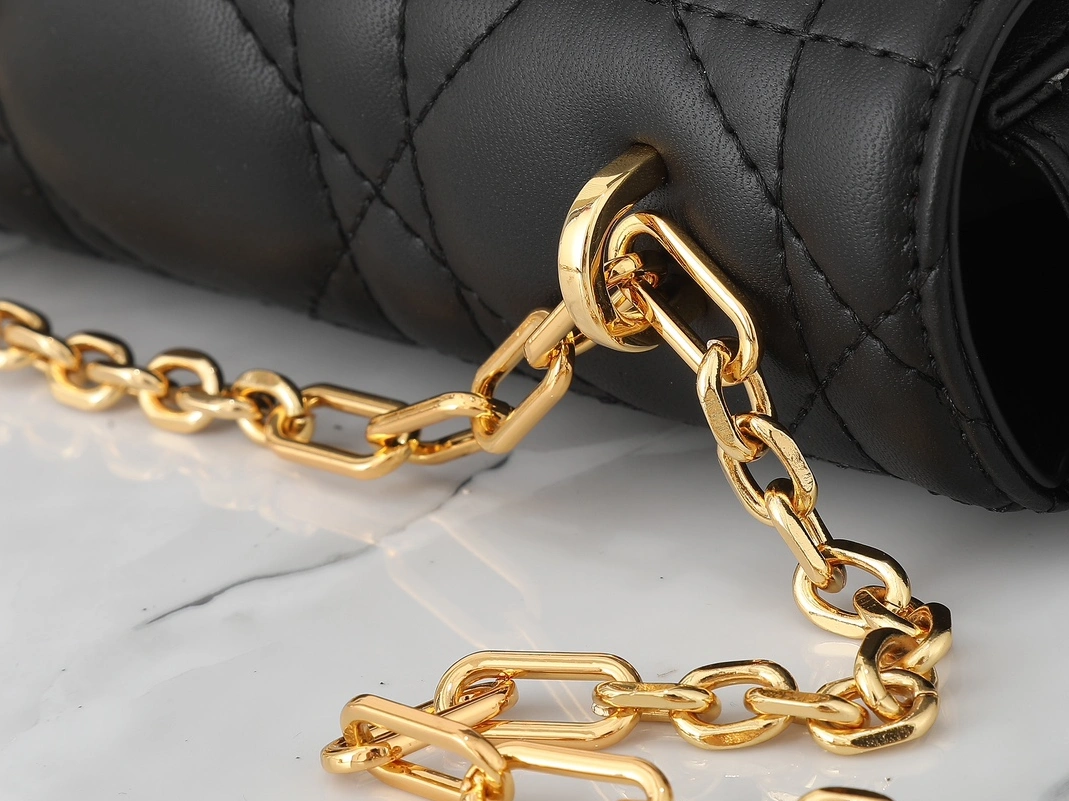 Durable 4365 Christian Dior AAA Quality Messenger Bags For Women - Image 6