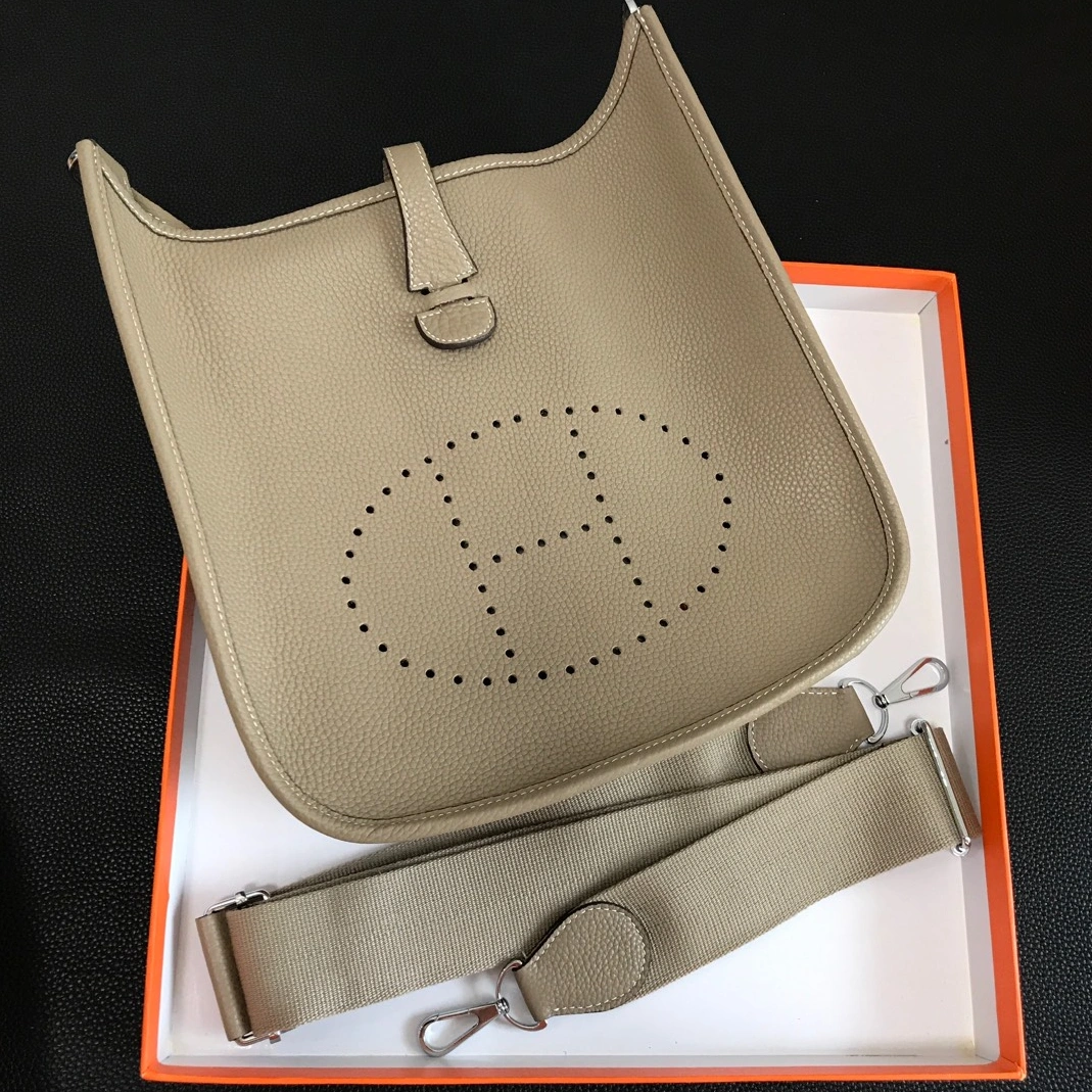 Durable 563 Hermes AAA Quality Messenger Bags For Women - Image 3