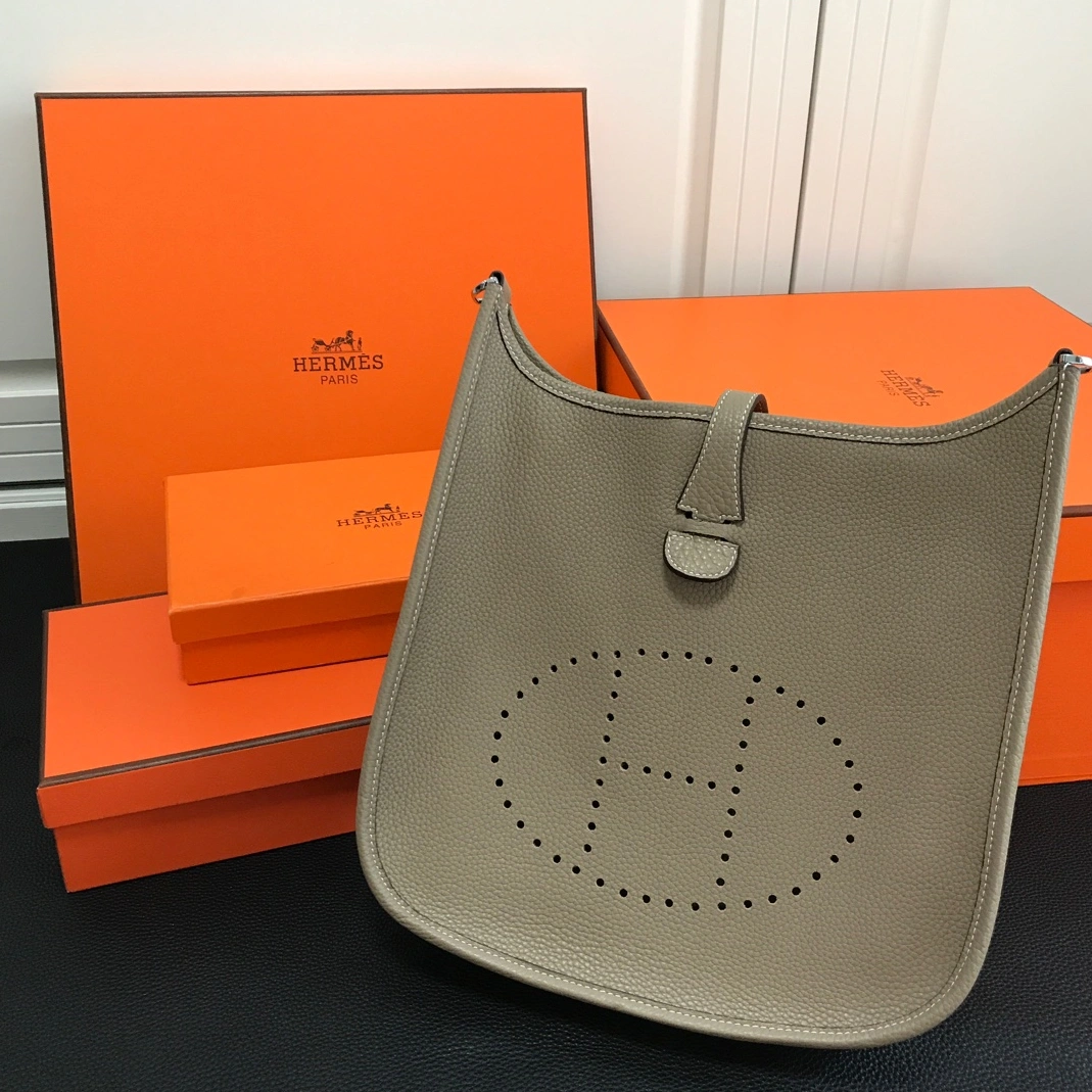 Durable 563 Hermes AAA Quality Messenger Bags For Women - Image 4