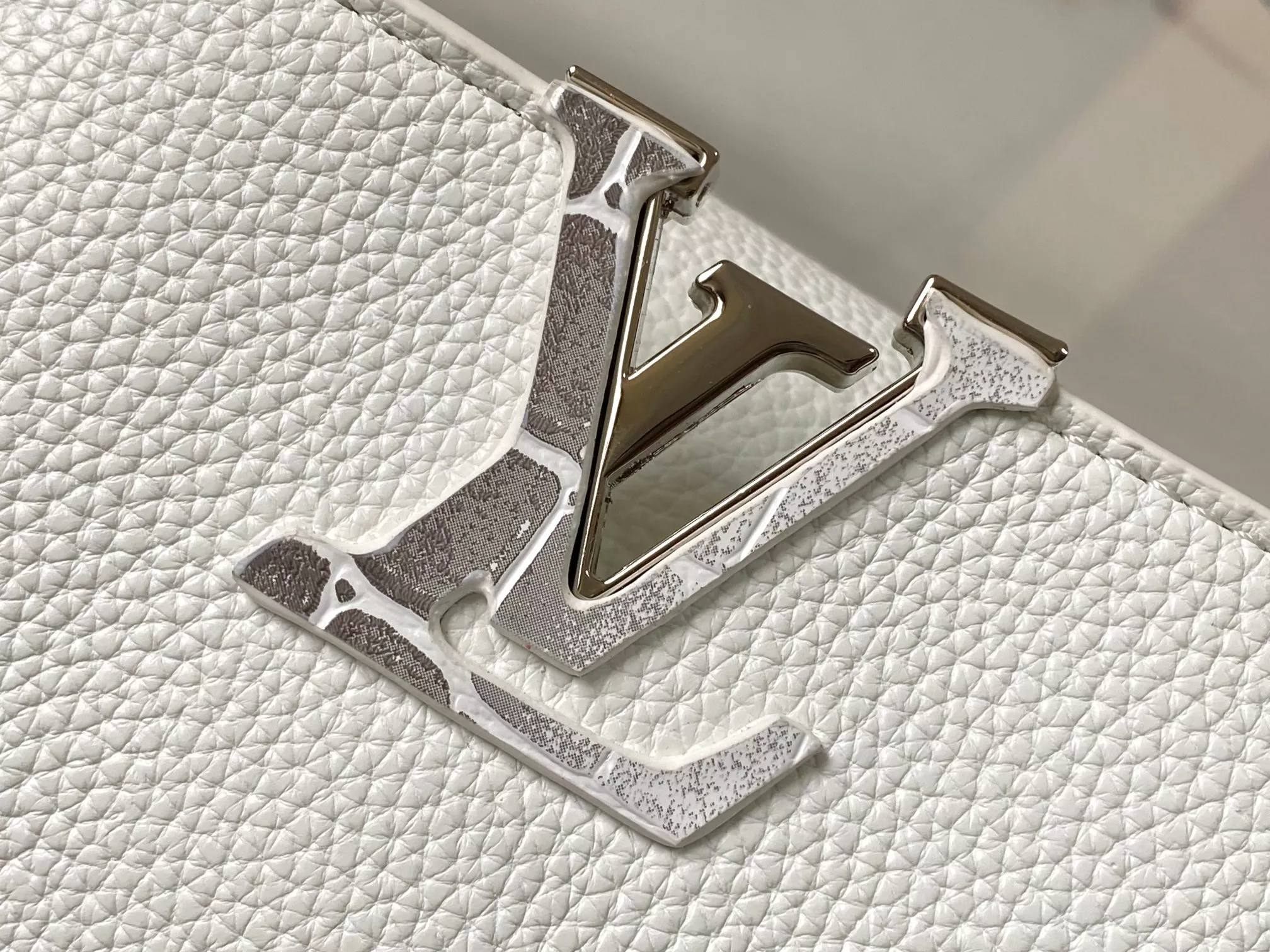 Durable 6812 Louis Vuitton AAA Quality Messenger Bags For Women - Image 5