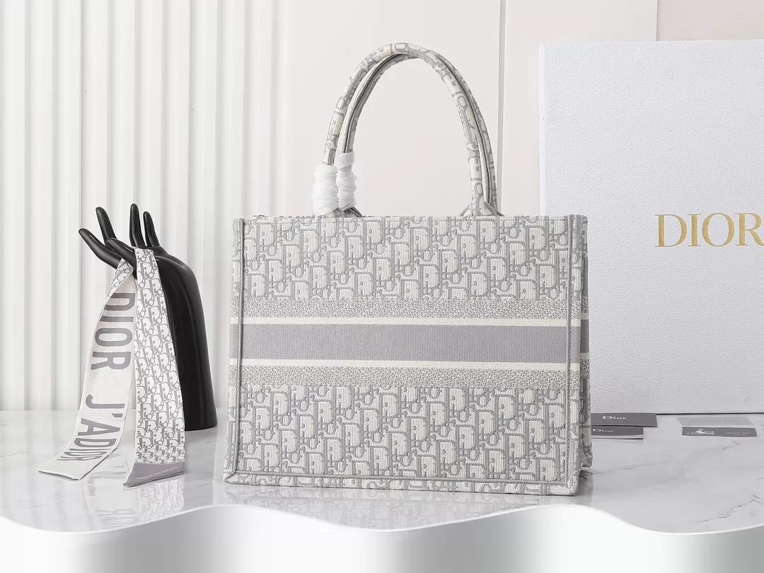Durable 7107 Christian Dior AAA Quality Tote-Handbags For Women