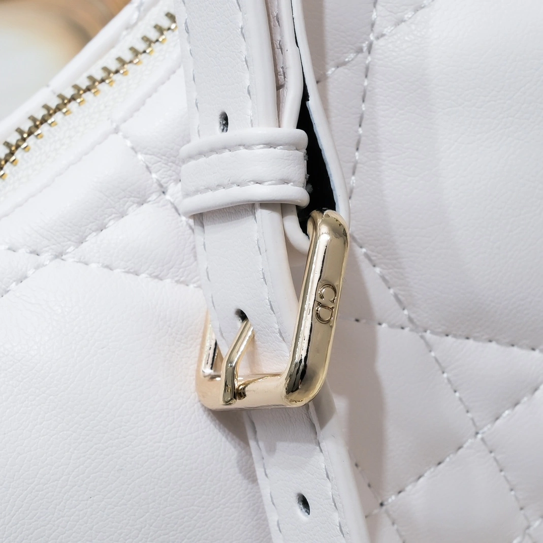 Durable 7119 Christian Dior AAA Quality Shoulder Bags For Women - Image 6