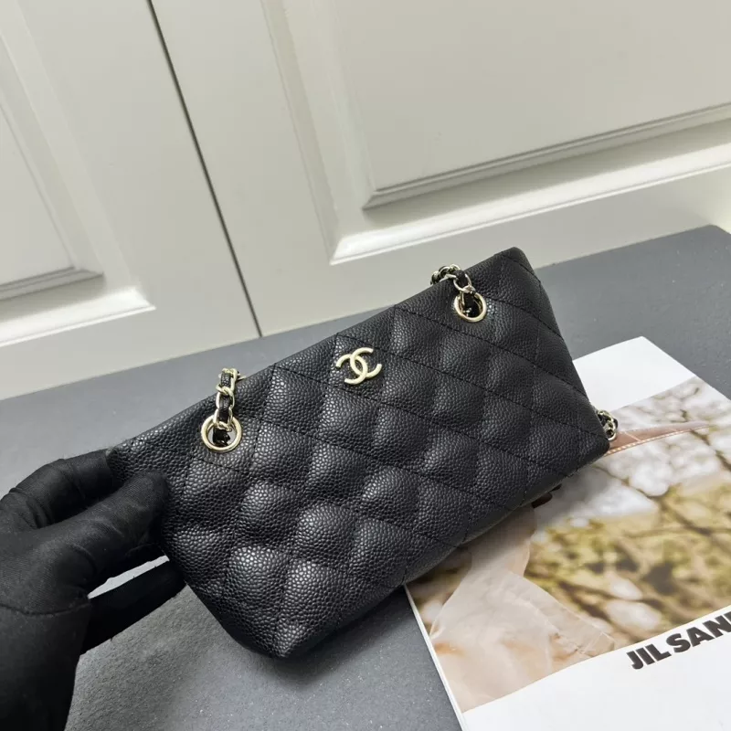 EasyMatch 7221 Chanel AAA Quality Shoulder Bags For Women - Image 3