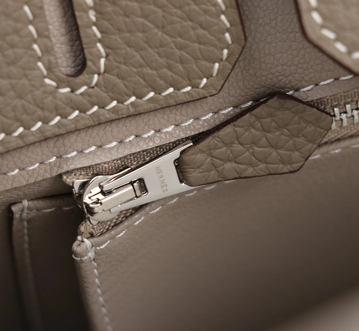 Elegant 4270 Hermes AAA Quality Handbags For Women - Image 7