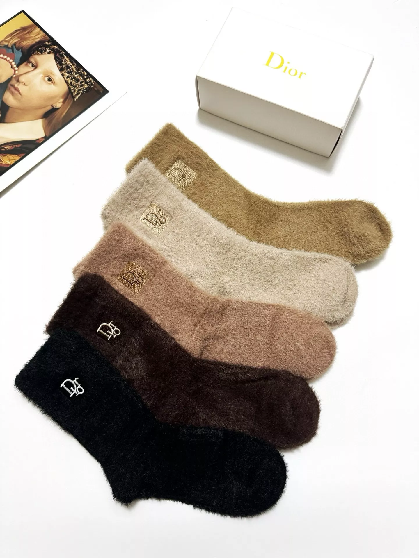 Elegant 5483 Christian Dior Socks - Image 3