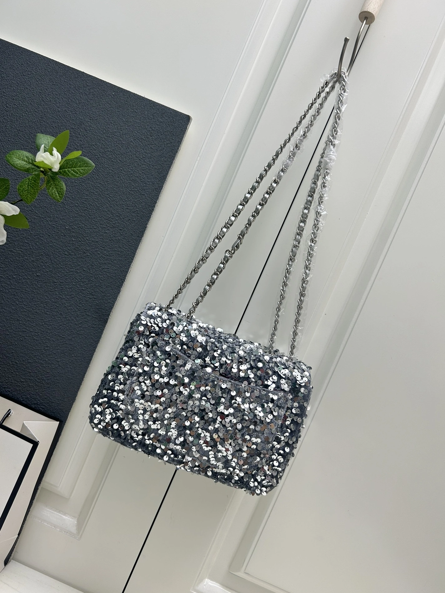 Elegant 5881 Chanel AAA Quality Shoulder Bags For Women - Image 3