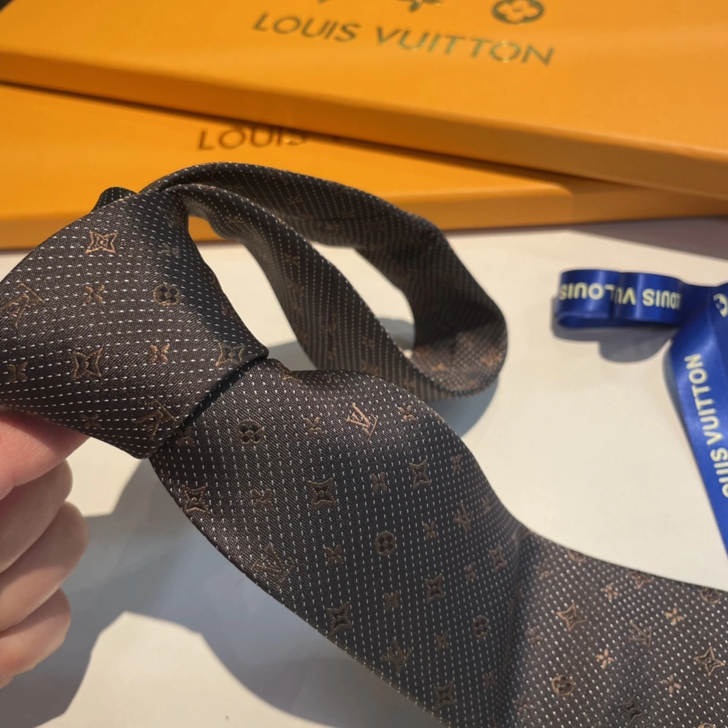 Elegant 6042 Louis Vuitton LV Necktie For Men - Image 3