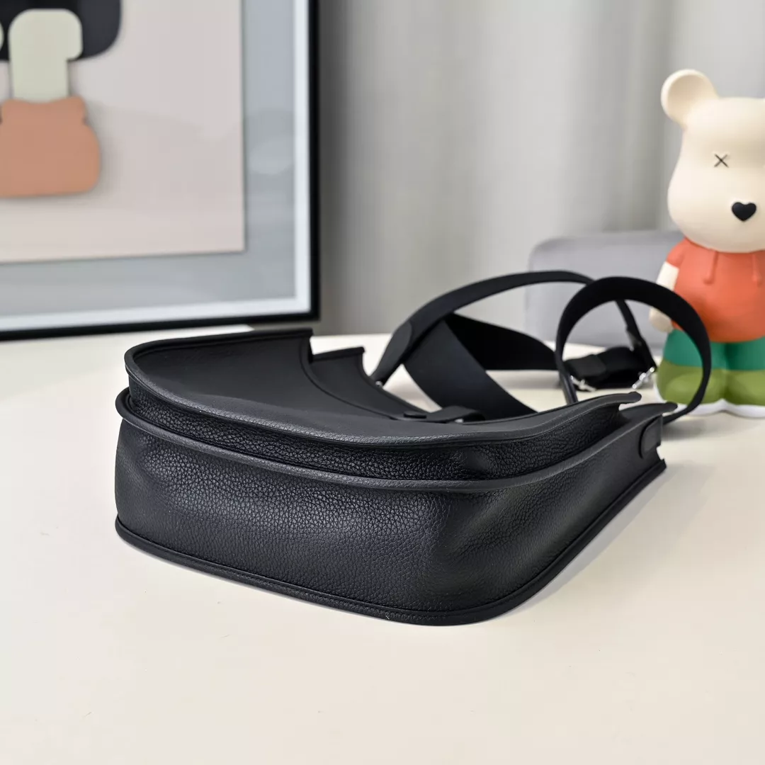 Elegant 9473 Hermes AAA Quality Messenger Bags For Women - Image 4