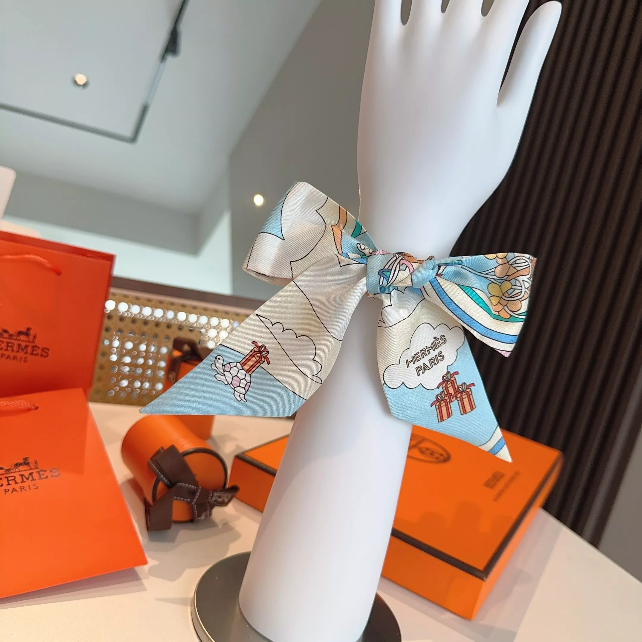 Fashionable 601 Hermes Silk Scarf