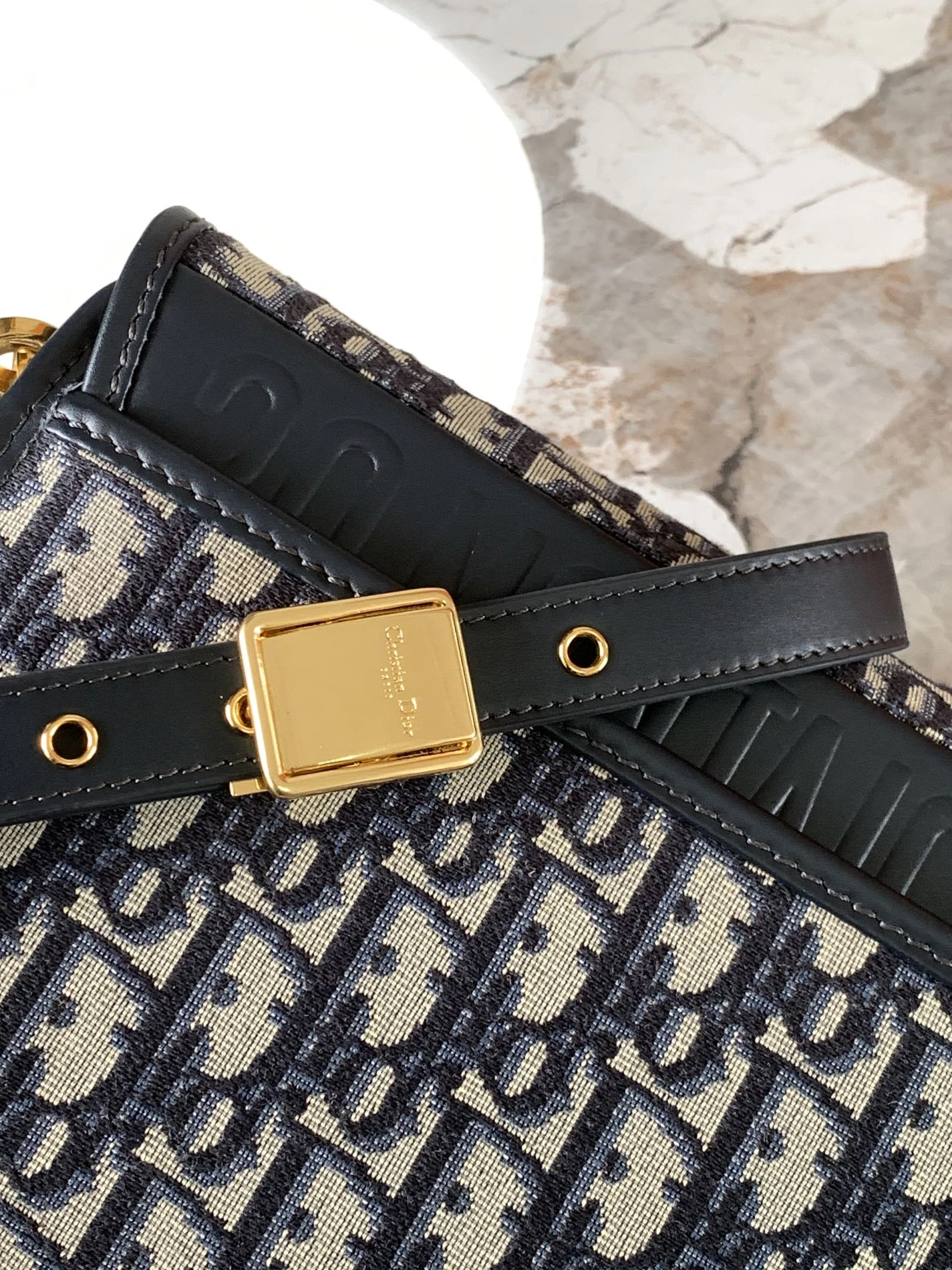 Fashionable 7228 Christian Dior AAA Quality Messenger Bags For Women - Image 6