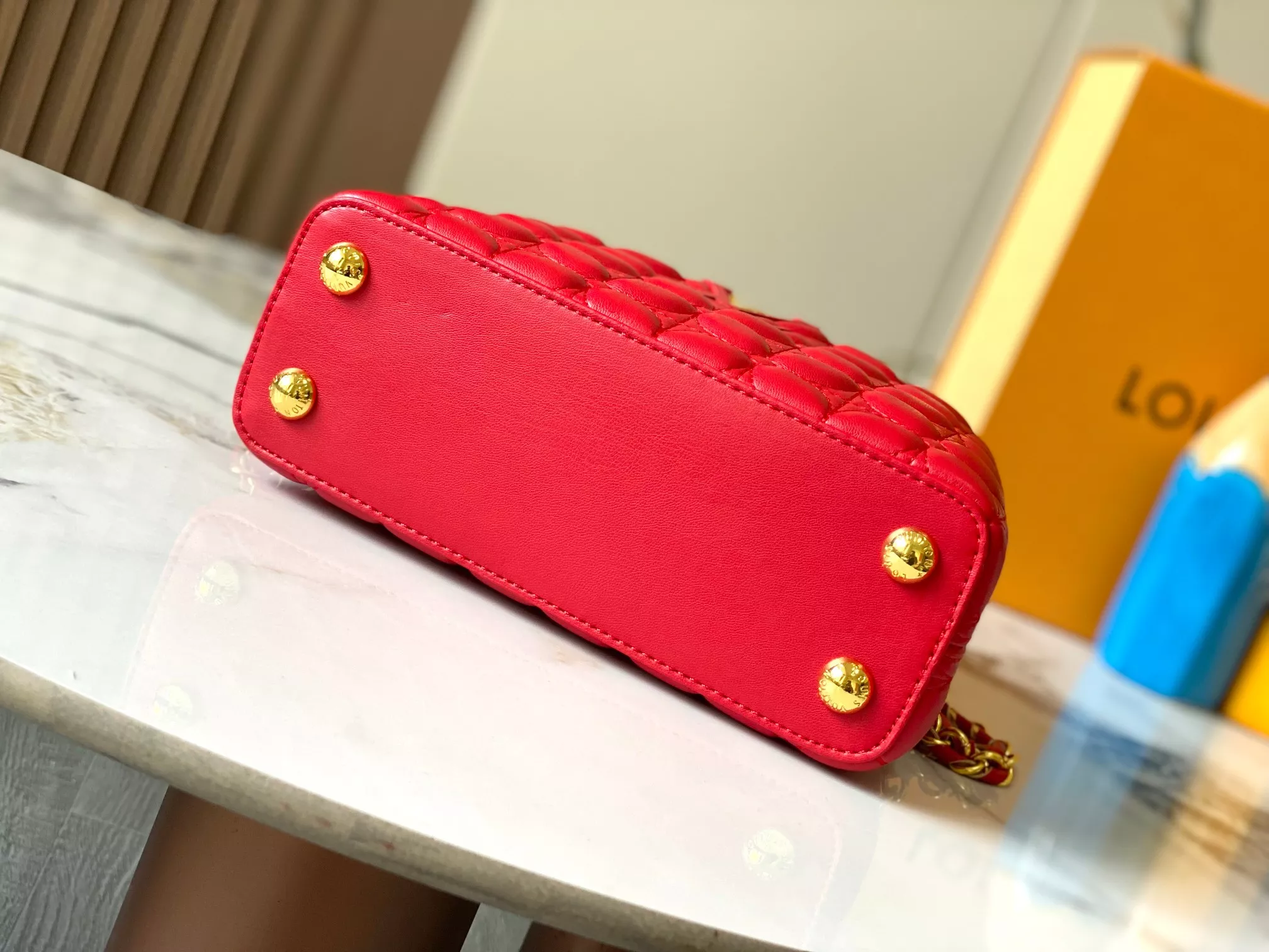 Fashionable 9246 Louis Vuitton AAA Quality Messenger Bags For Women - Image 4