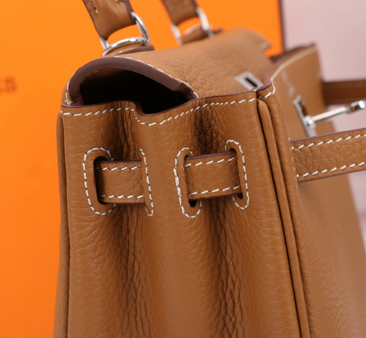 Flexible 6198 Hermes AAA Quality Handbags For Women - Image 5