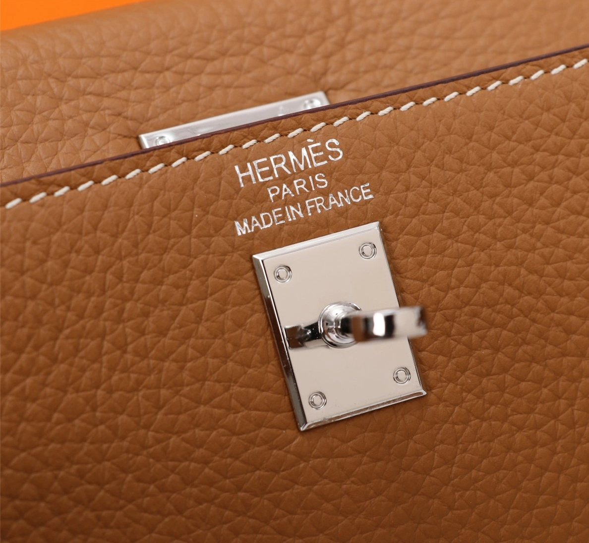 Flexible 6198 Hermes AAA Quality Handbags For Women - Image 6