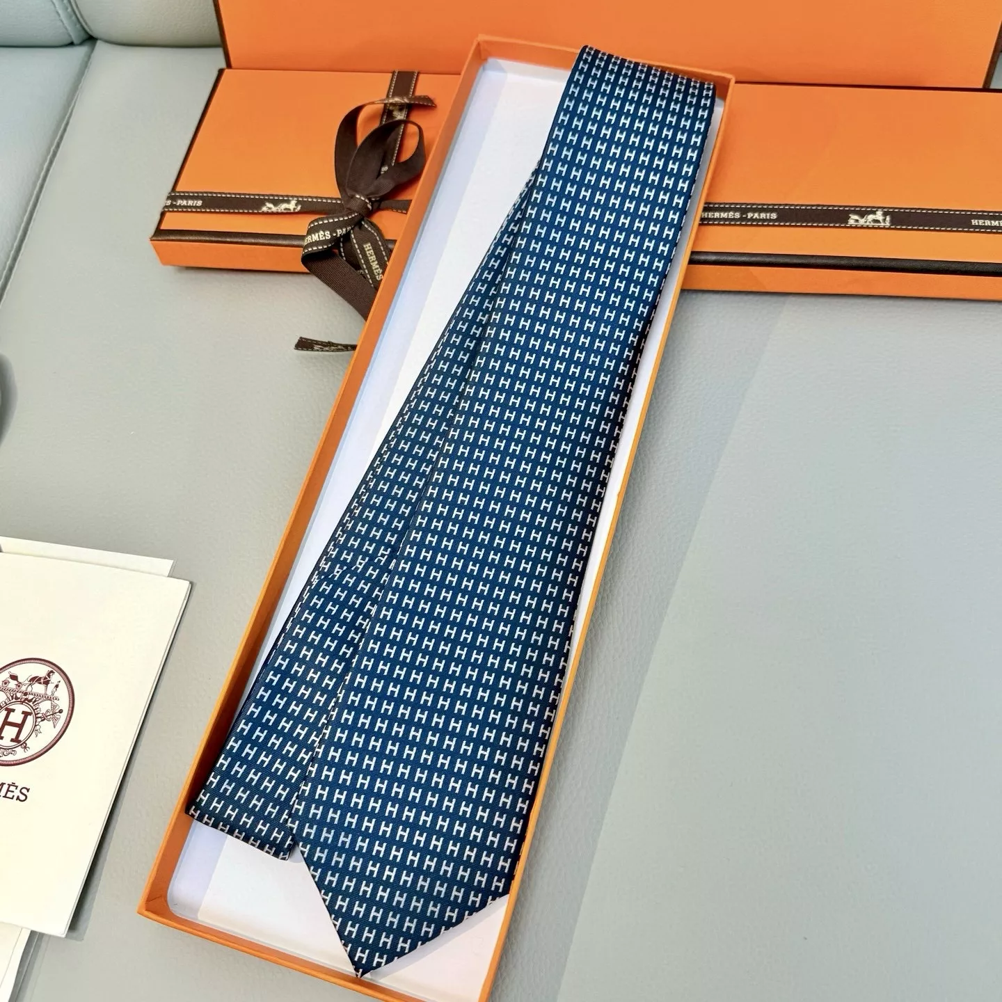 Functional 8066 Hermes Necktie - Image 6