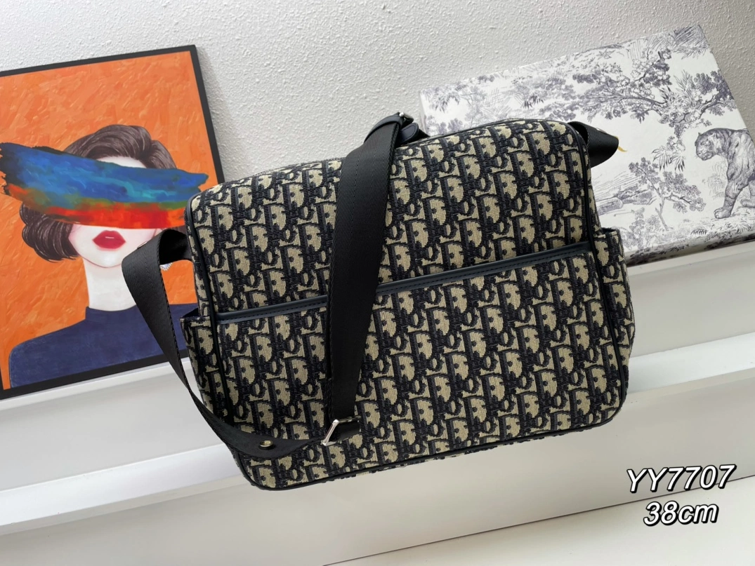 GoAnywhere 3962 Christian Dior AAA Man Messenger Bags