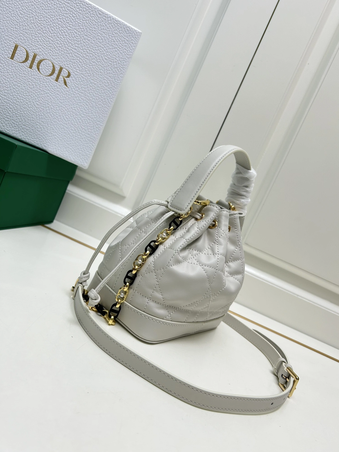 GoAnywhere 9819 Christian Dior AAA Quality Messenger Bags For Women - Image 3