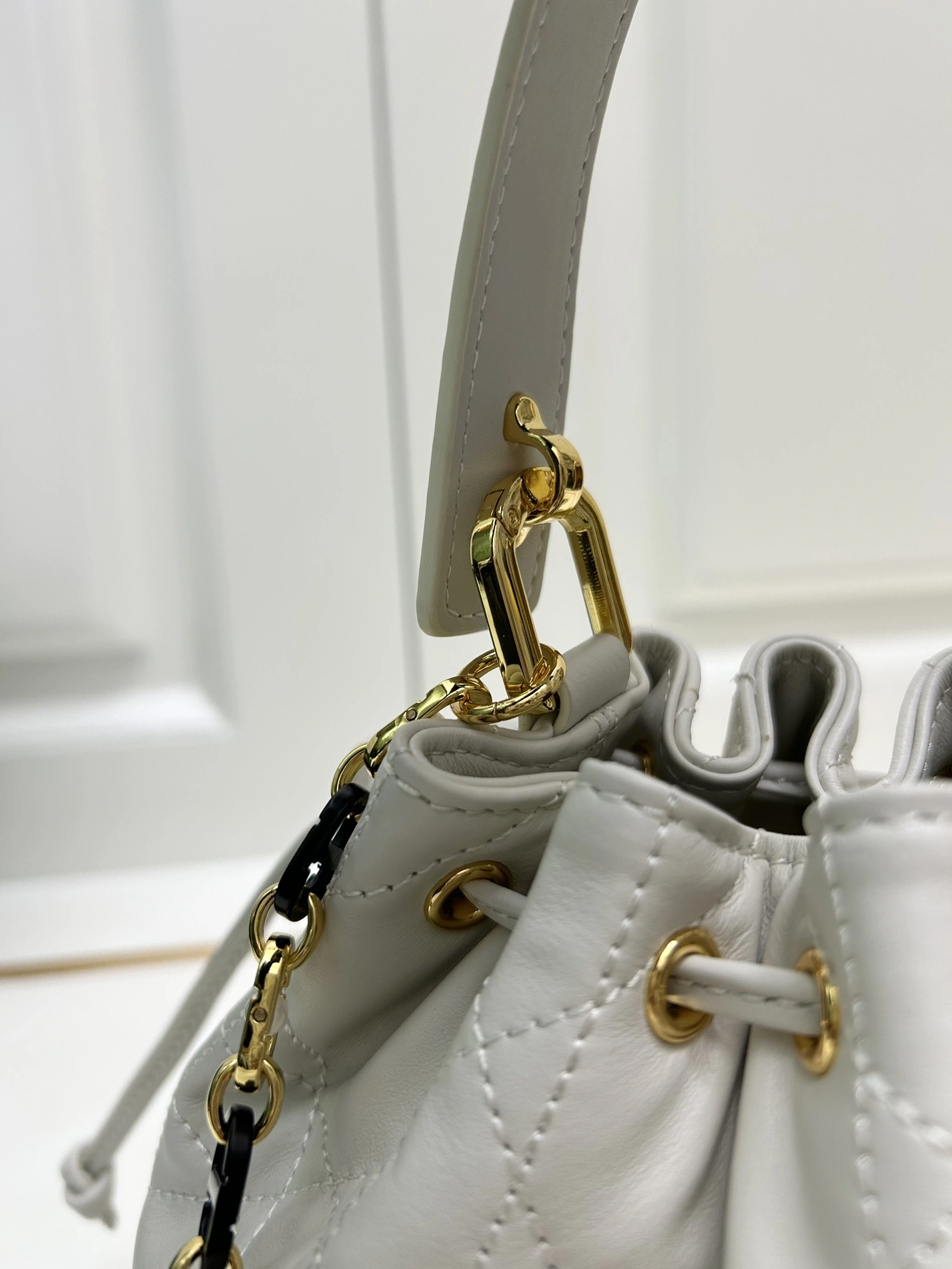 GoAnywhere 9819 Christian Dior AAA Quality Messenger Bags For Women - Image 5