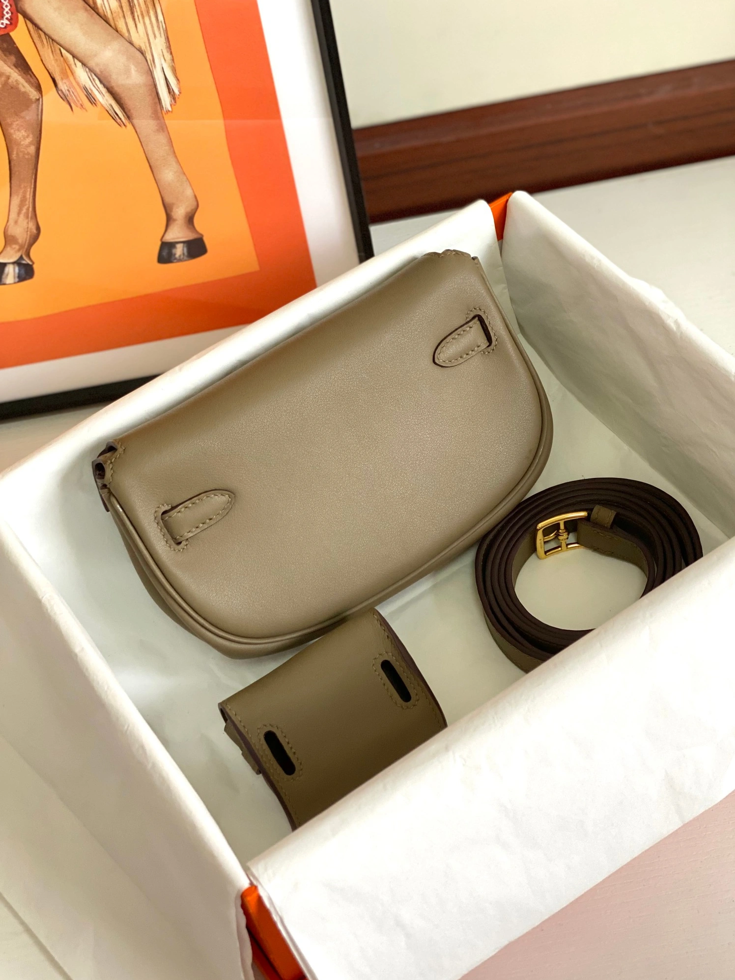Hermes AAA Quality Belt Bags For Women Fashionable 8650