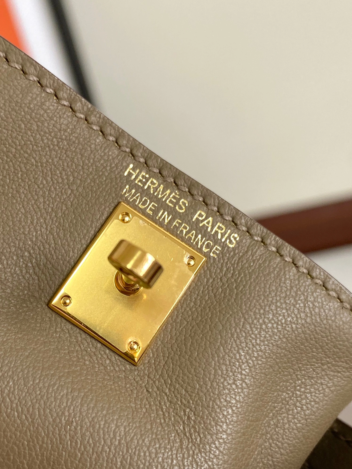 Hermes AAA Quality Belt Bags For Women Fashionable 8650 - Image 4