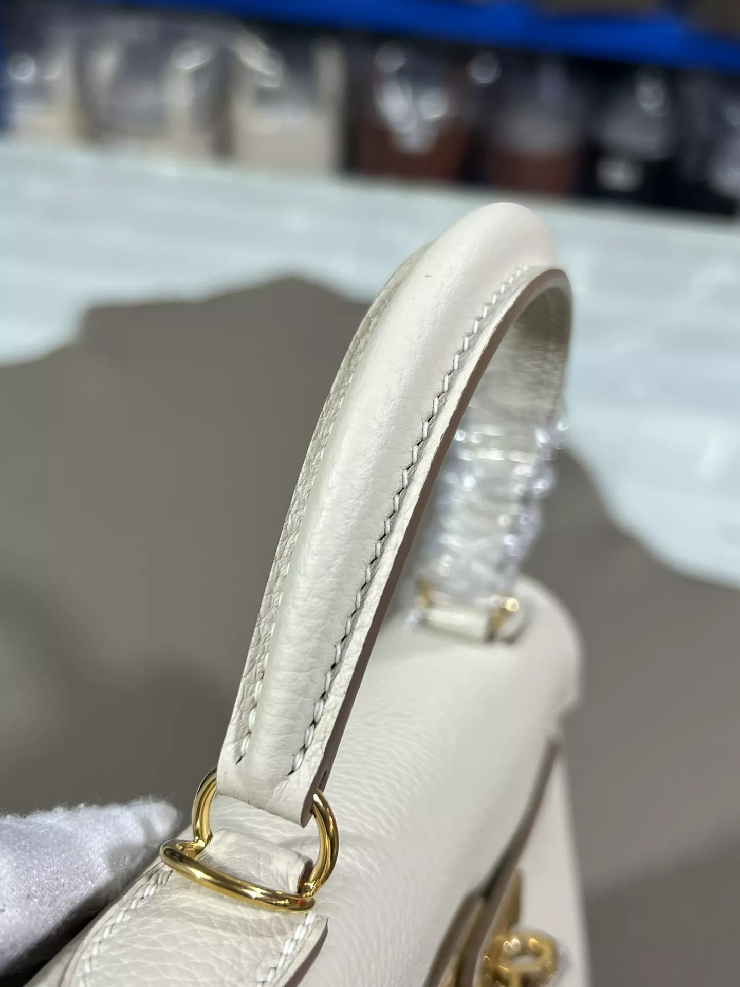 Hermes AAA Quality Handbags For Women Bright 8327 - Image 4