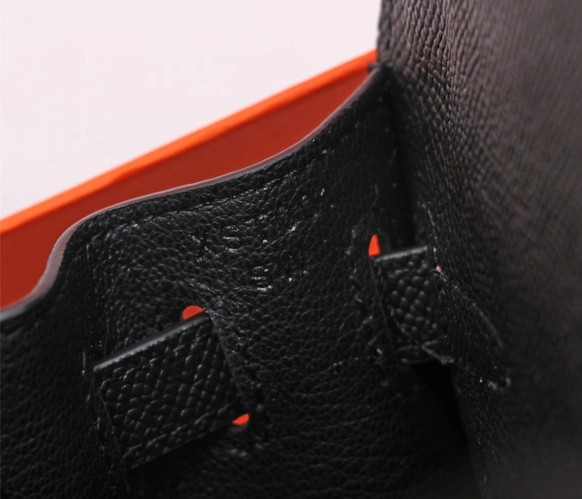 Hermes AAA Quality Handbags For Women Trendsetting 2526