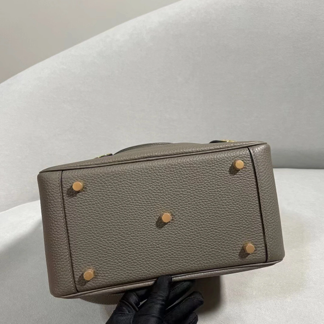 Hermes AAA Quality Handbags For Women Trendsetting 5457 - Image 4