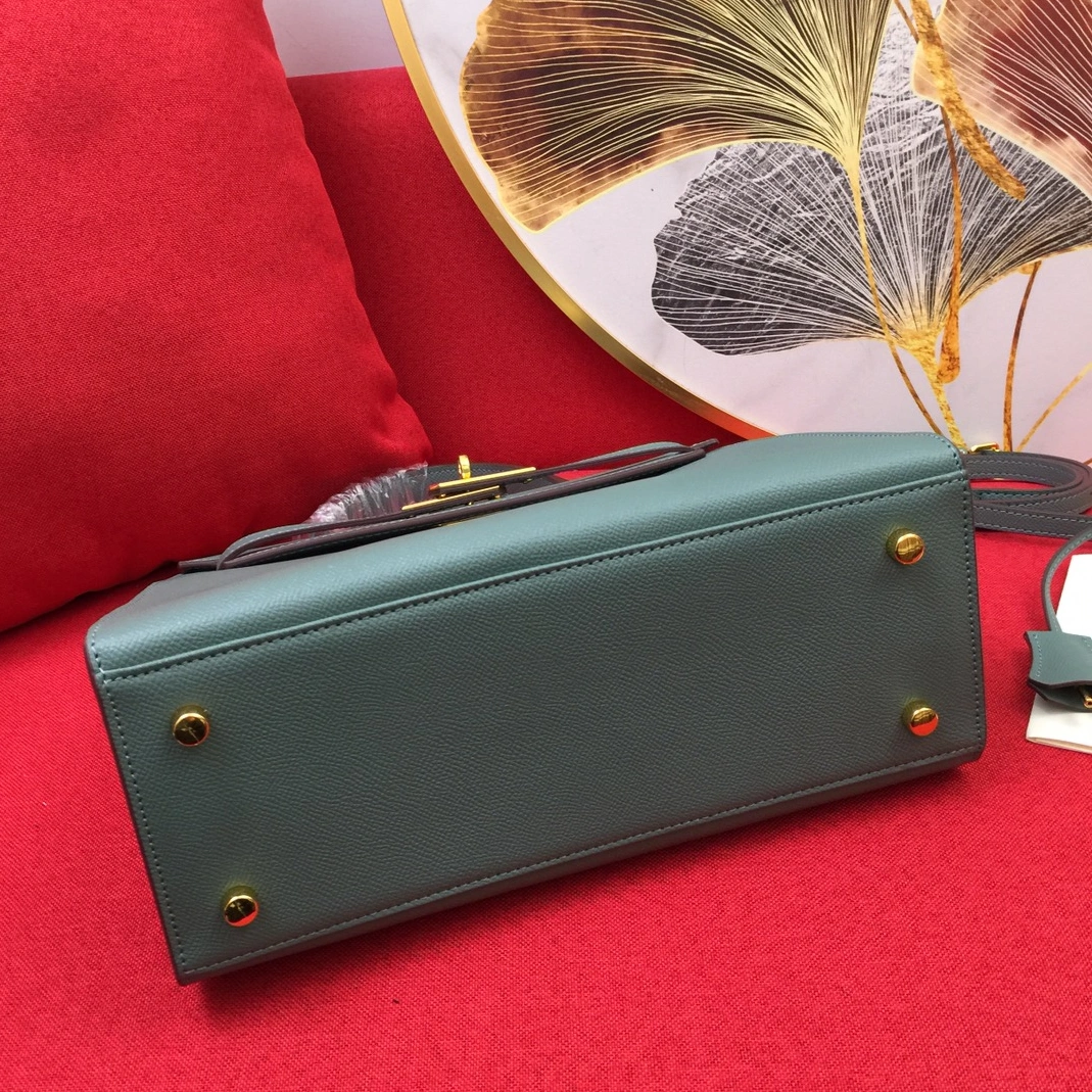 Hermes AAA Quality Messenger Bags For Women HighQuality 3253 - Image 6