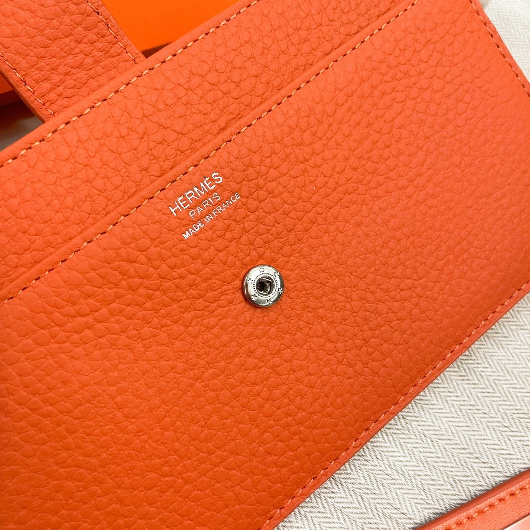 Hermes Card Case For Women Practical 6811 - Image 3