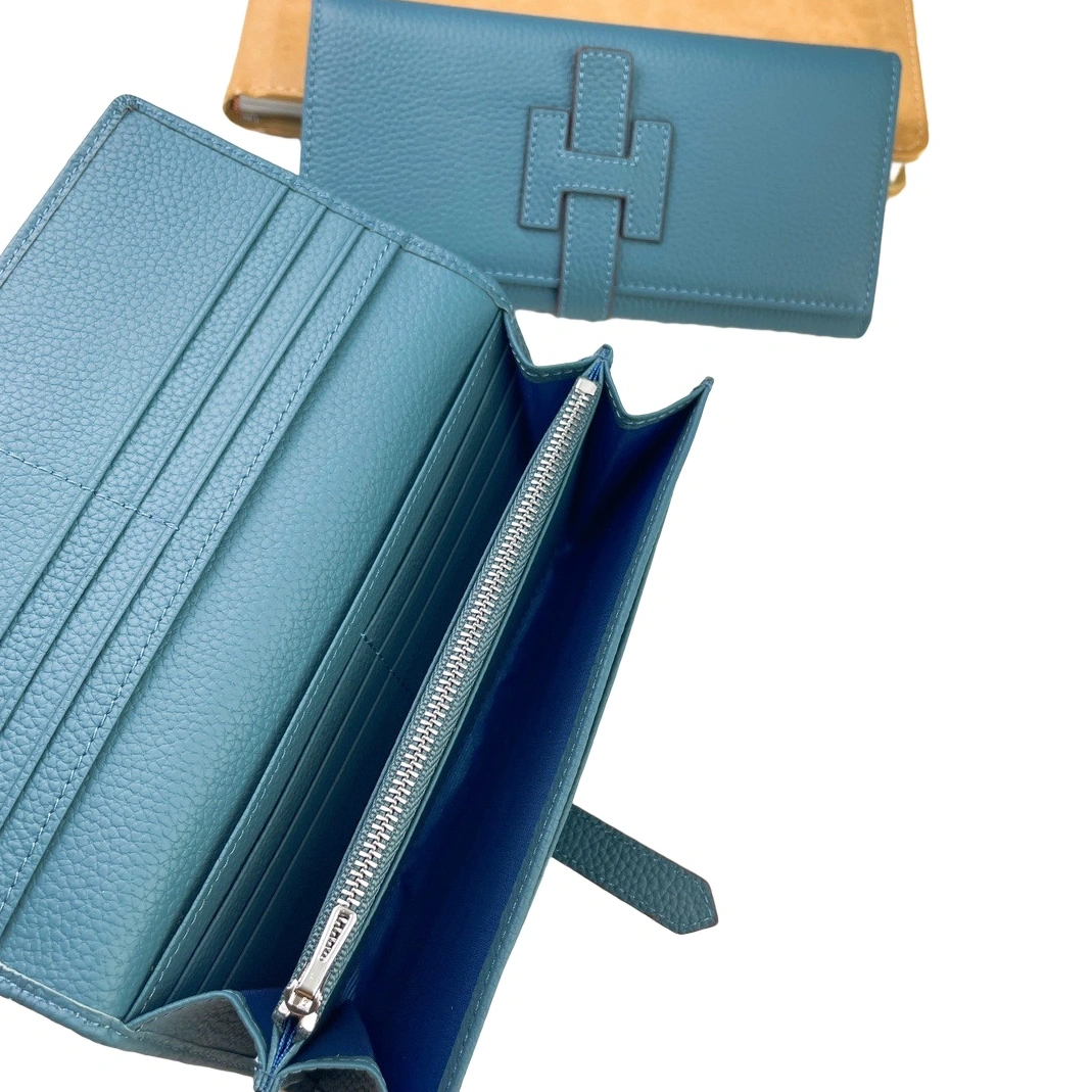 Hermes Card Case For Women Vibrant 5933