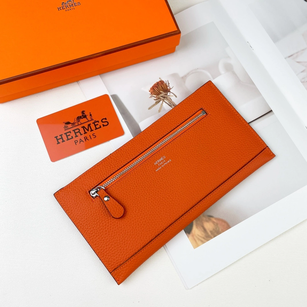 Hermes Card Case For Women Vibrant 9059 - Image 3