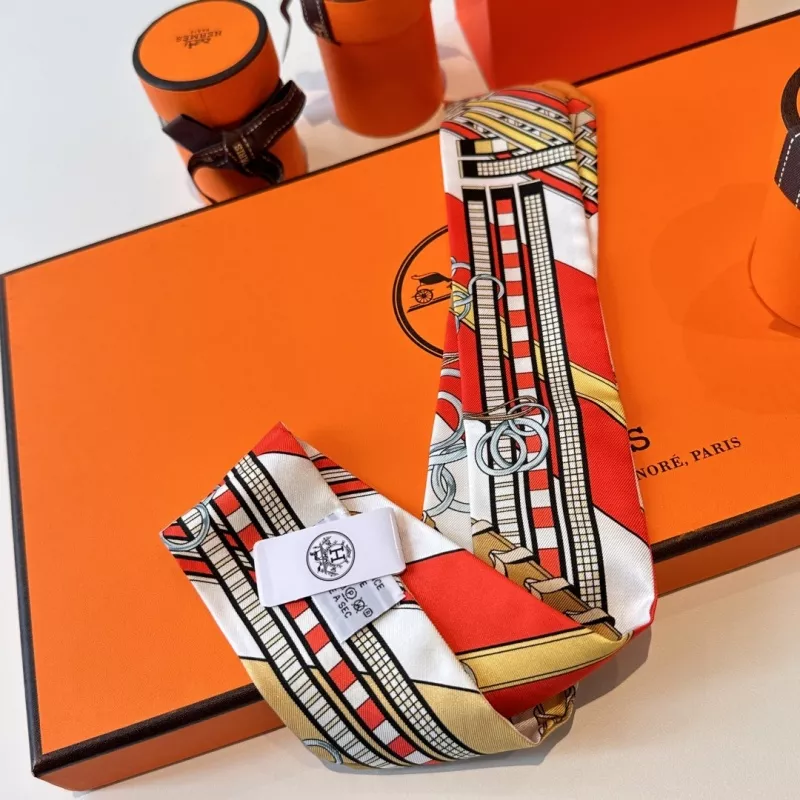 Hermes Silk Scarf Compact 5416 - Image 5