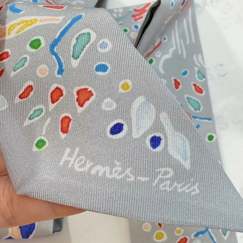 Hermes Silk Scarf Fashionable 2262 - Image 6