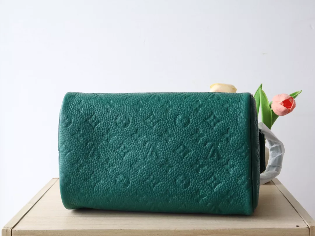 Lightweight 1239 Louis Vuitton AAA Quality Handbags - Image 5