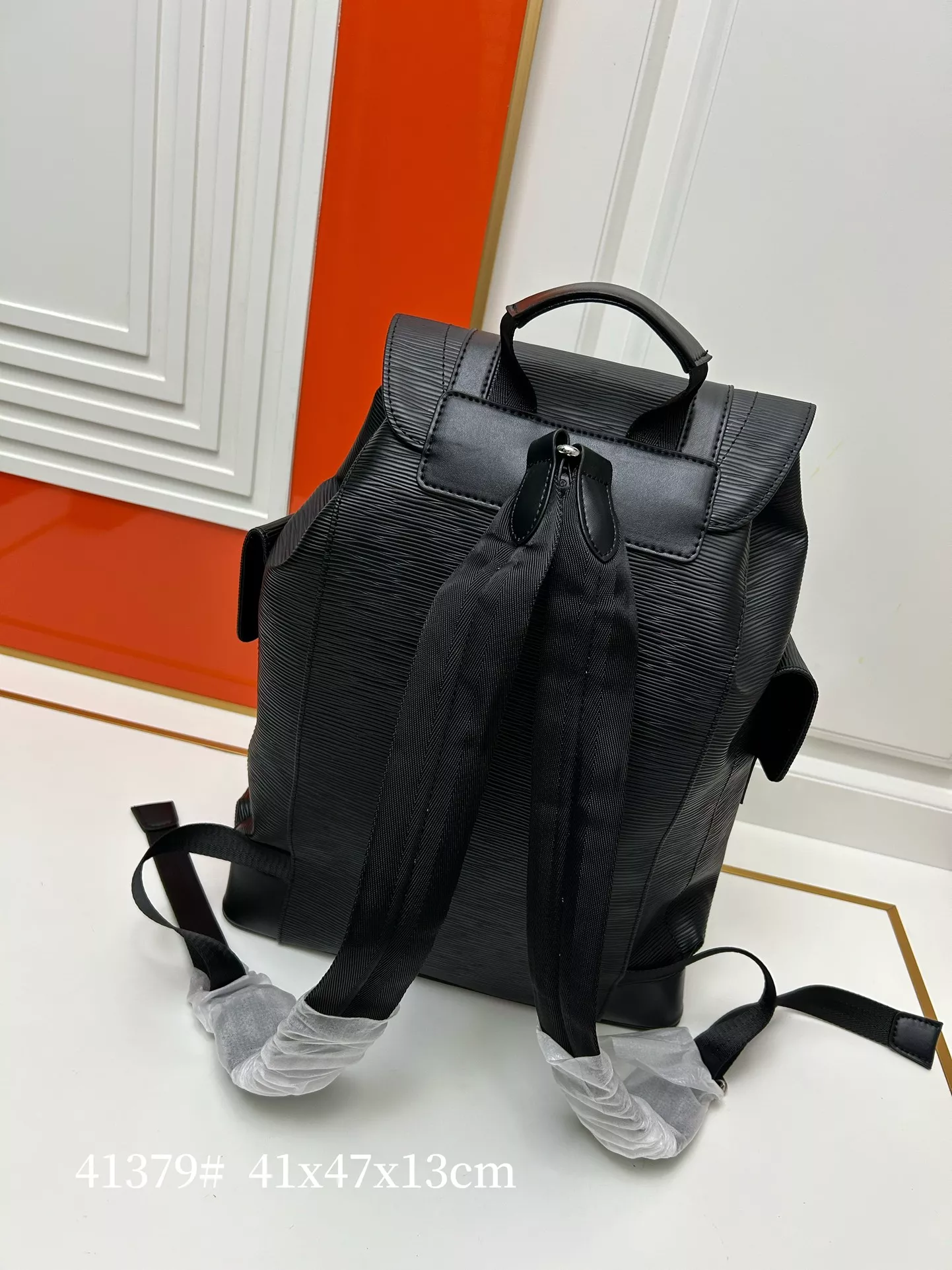 Louis Vuitton AAA Quality Backpacks For Unisex Bold 8835