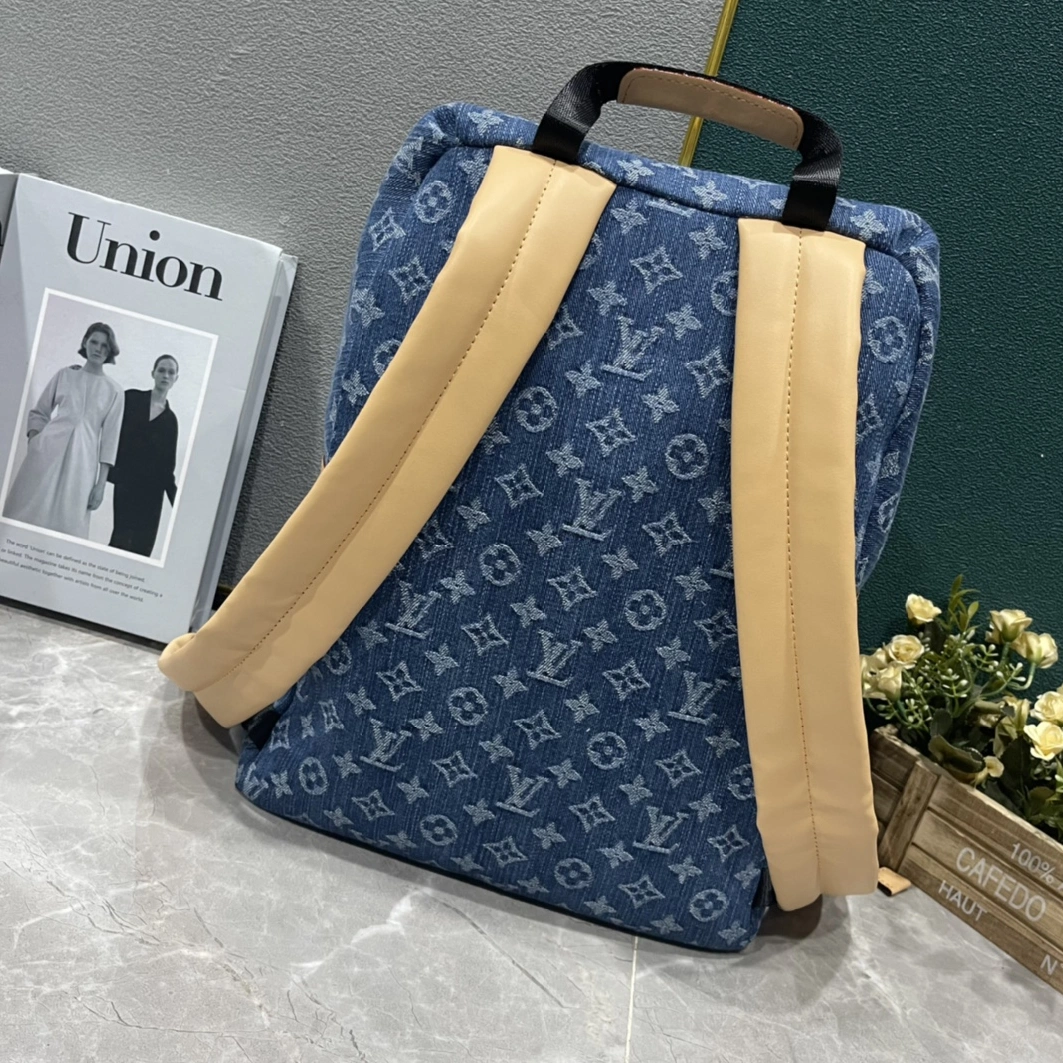 Louis Vuitton AAA Quality Backpacks For Unisex EasyMatch 5803 - Image 3