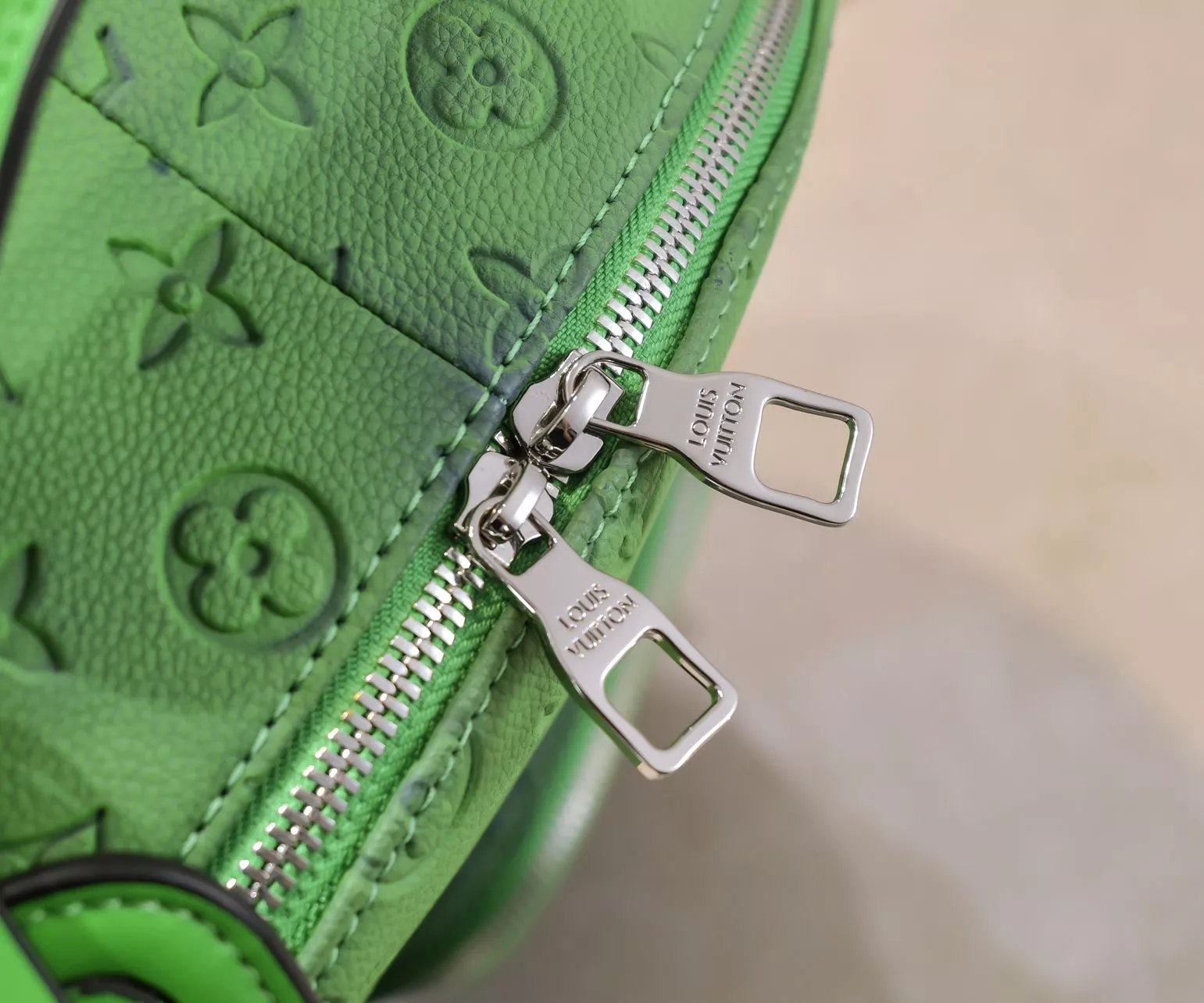 Louis Vuitton AAA Quality Backpacks Minimalist 7821 - Image 3